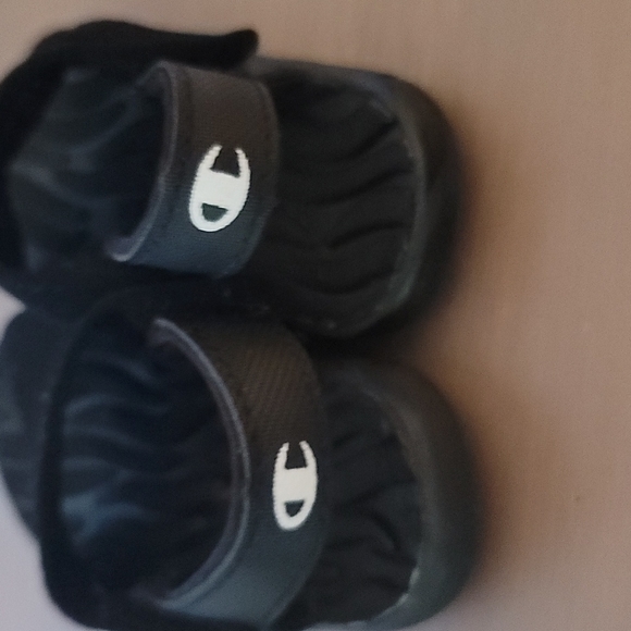 STUNNING CHAMPION VELCRO SANDALS - Picture 2 of 5